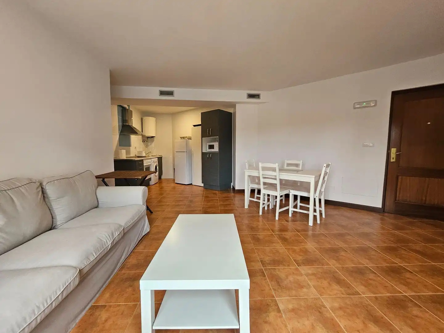 Sala de estar de Piso en venta en Alfoz de Lloredo con Aire acondicionado