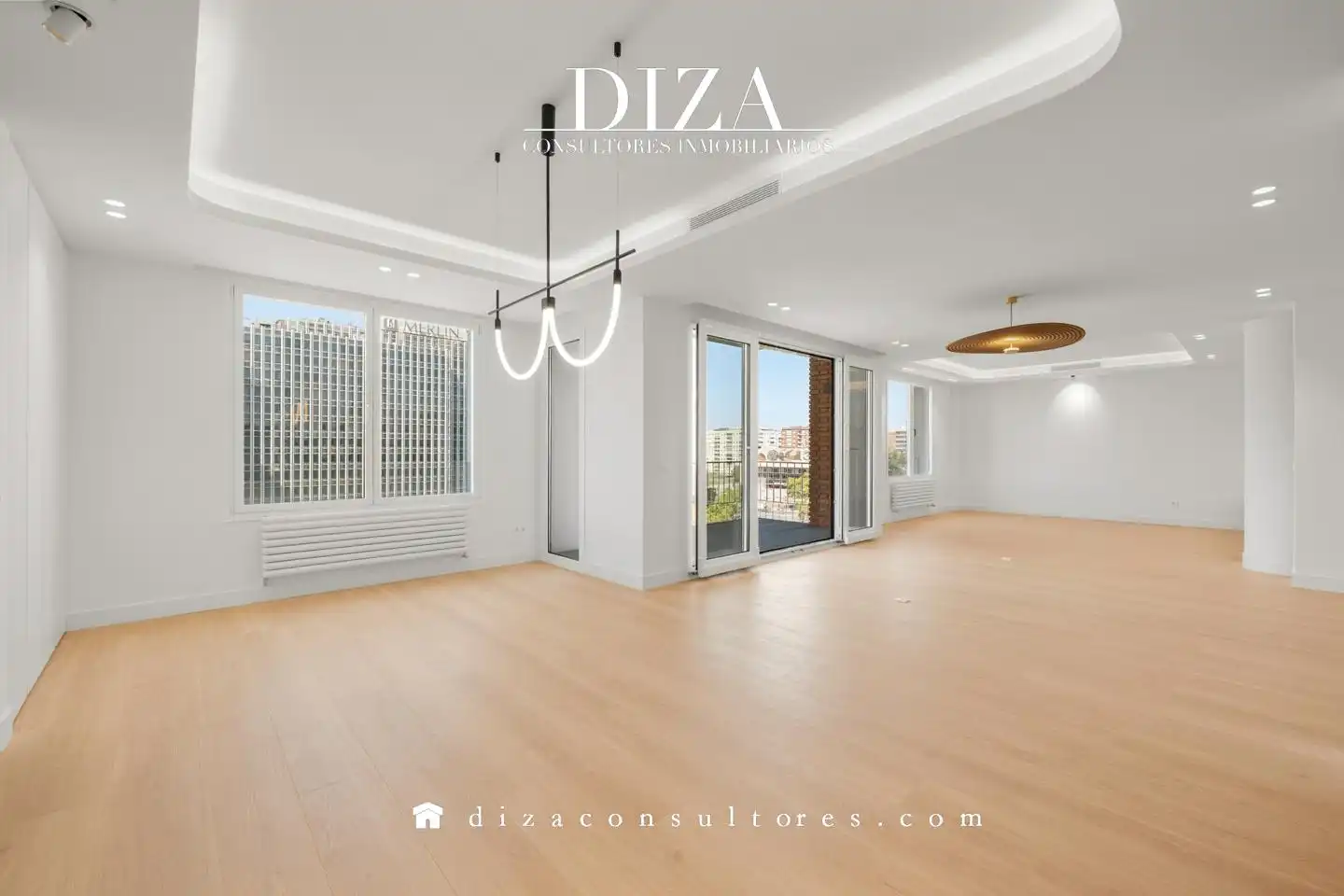 Flat with lift for sale in Paseo de la Castellana