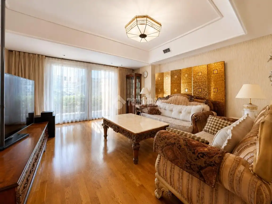 Living room of Detached homes for sale in Madrid  with Air Conditioner and Balcony
