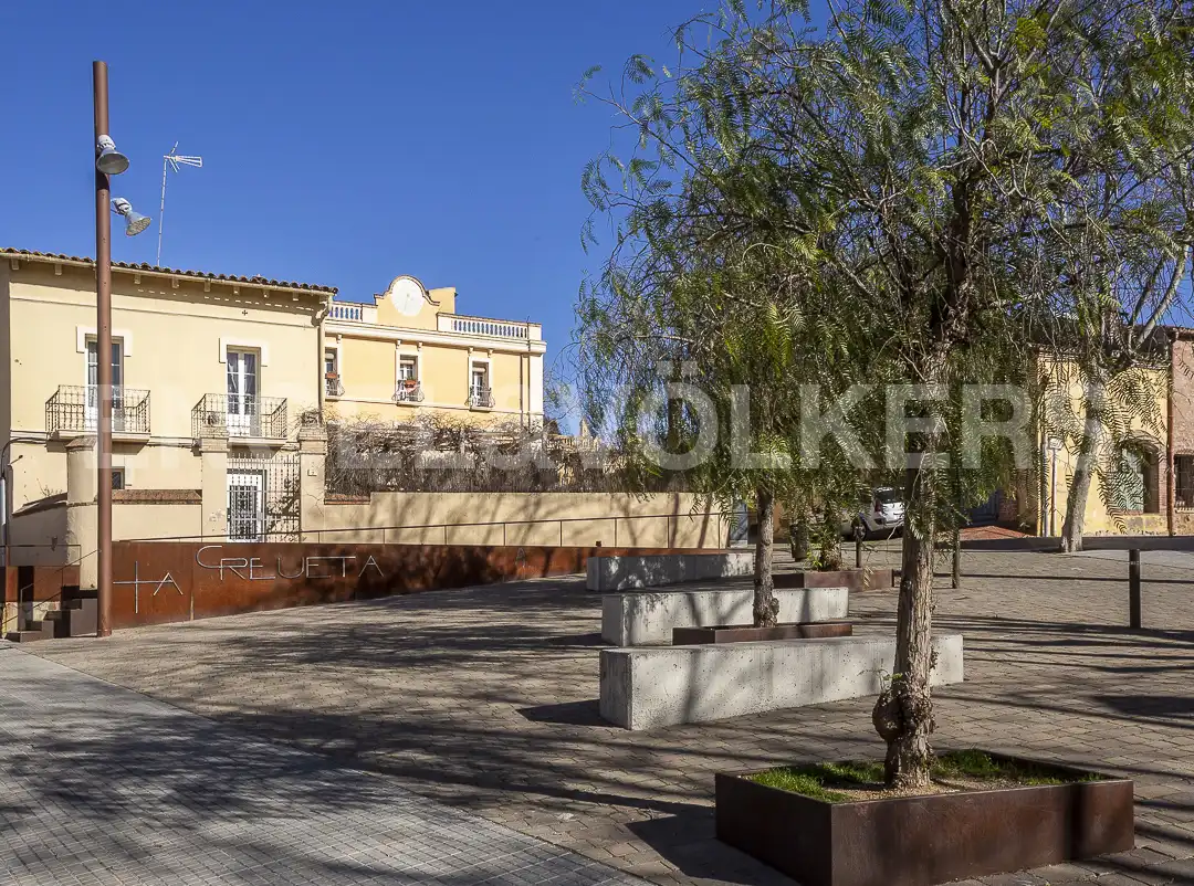 Wohnbaugrundstück zum Verkauf in Begues, imagen 11