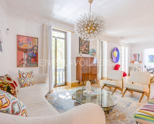 Sala d'estar de Pis en venda en  Madrid Capital amb Aire condicionat, Calefacció i Jardí privat