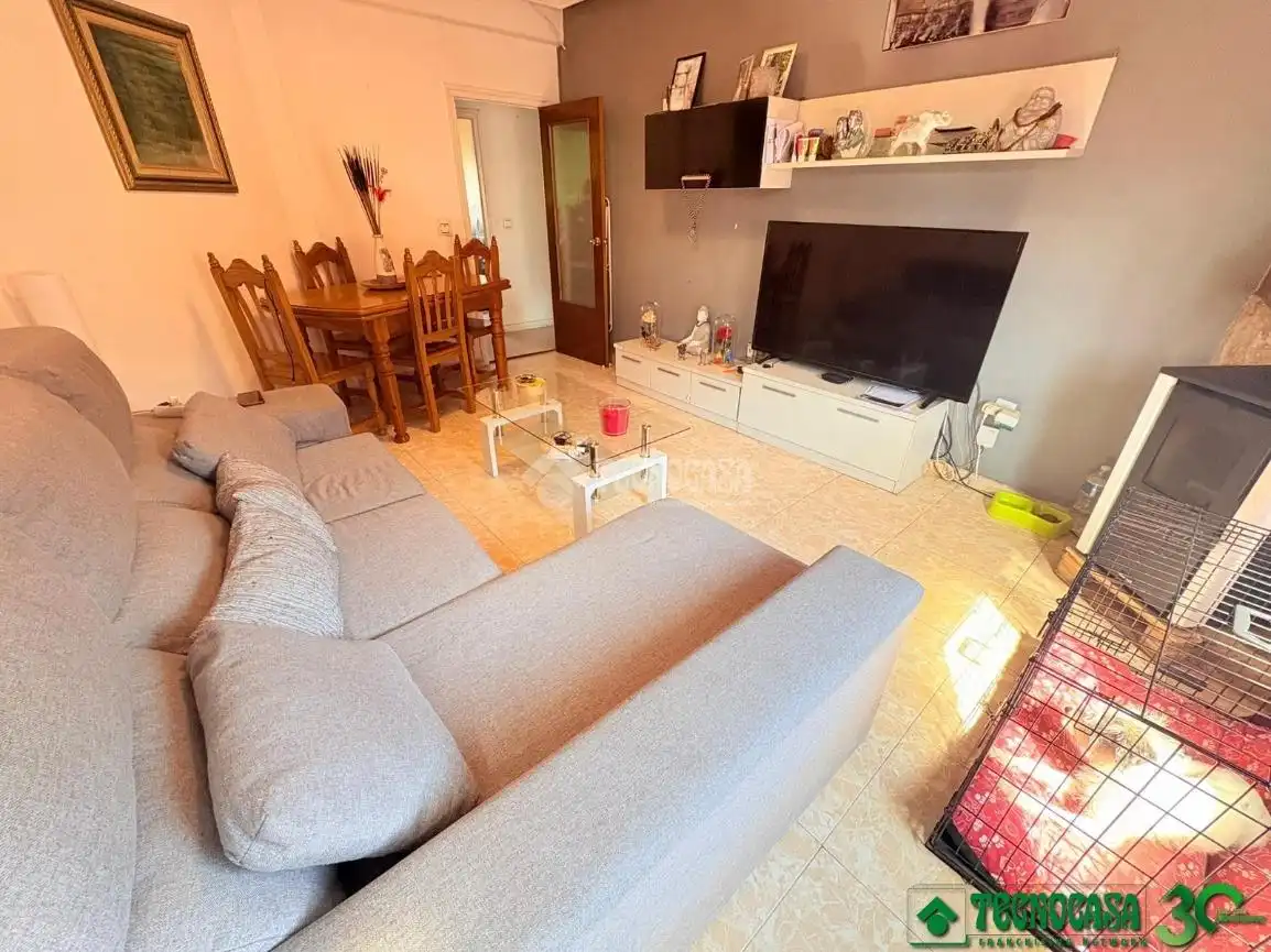 Wohnzimmer von Wohnung zum Verkauf in Arenas de San Pedro mit Klimaanlage und Heizung
