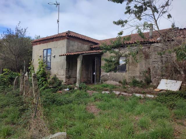 Casa-chalet en Venta en Lg Bo. San Cristóbal de Haz Mamuelas  en Rodeiro