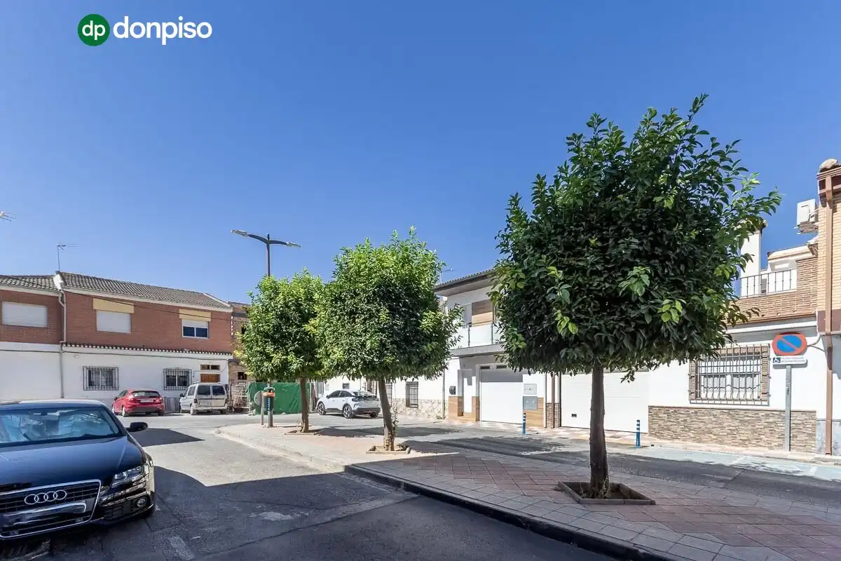 Exterior view of Detached homes for sale in Churriana de la Vega  with Air Conditioner