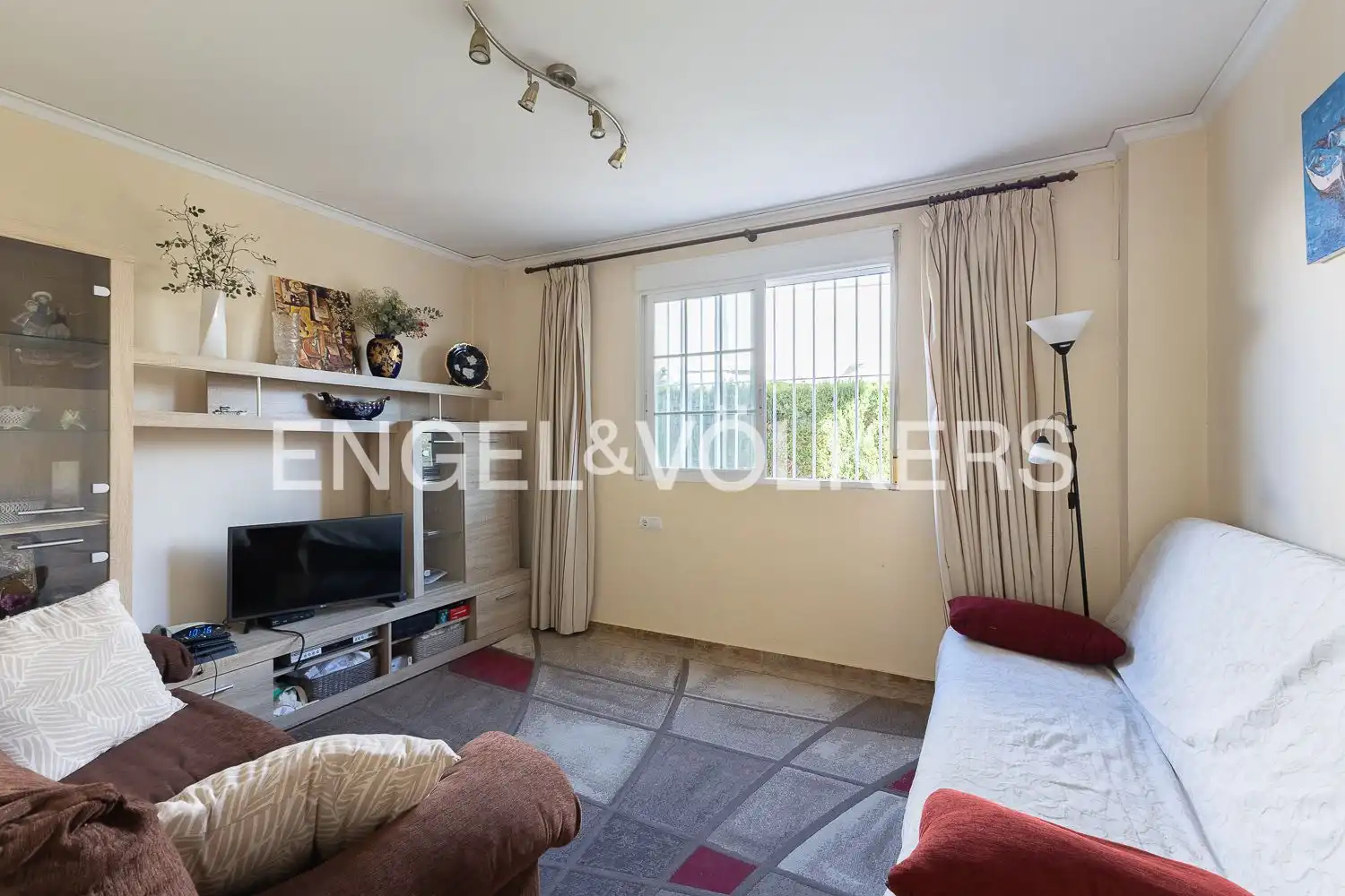 Living room of Houses for sale in Torrent  with Air Conditioner, Heating and Private garden