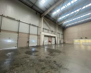 Industrial buildings to rent in Carmona