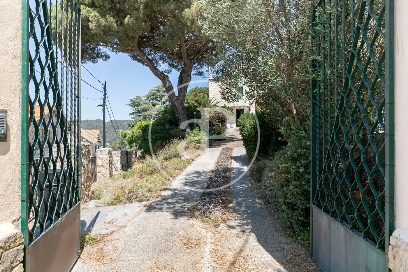 Vista exterior de Casa o chalet en venta en Barcelona con Calefacción, Jardín privado y Terraza
