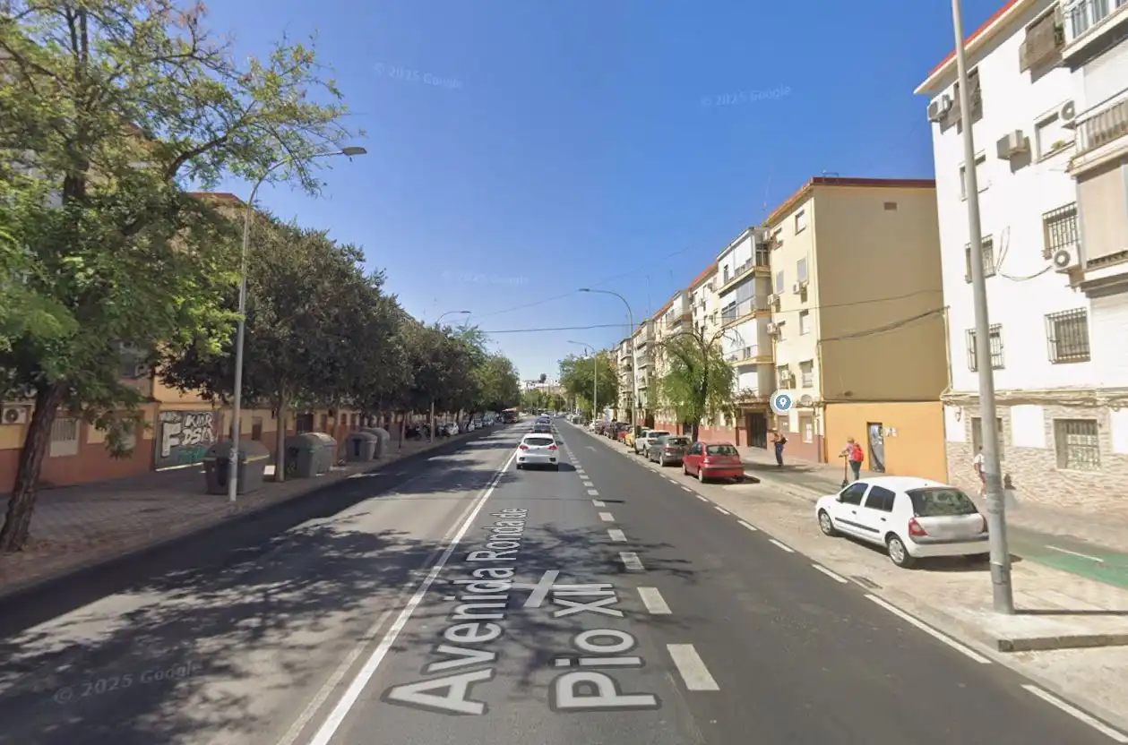 Vista exterior de Planta baja en venta en  Sevilla Capital