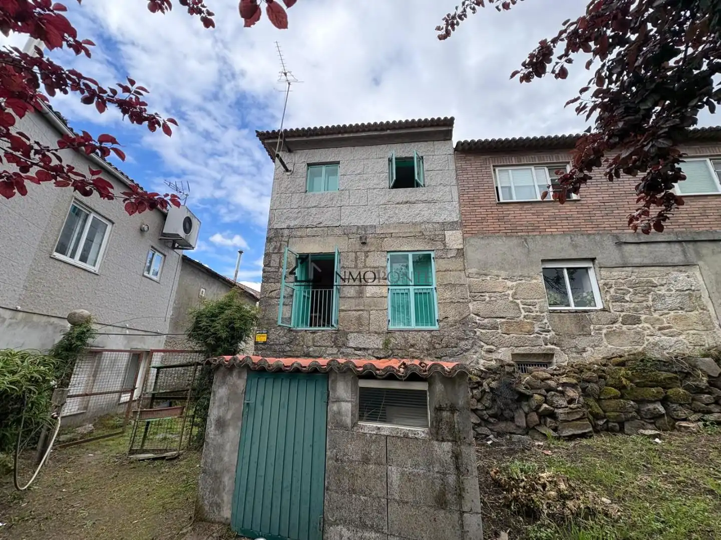 Vista exterior de Casa o chalet de alquiler en Pontevedra Capital  con Calefacción, Jardín privado y Amueblado