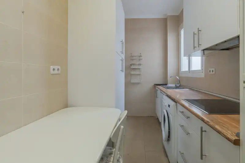 Küche von Wohnung zum Verkauf in Madrid mit Heizung, Terrasse und Möbliert