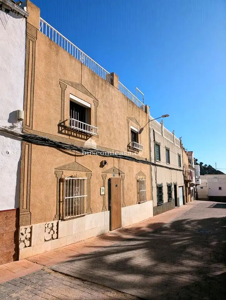 Vista exterior de Casa o xalet en venda en Jaén