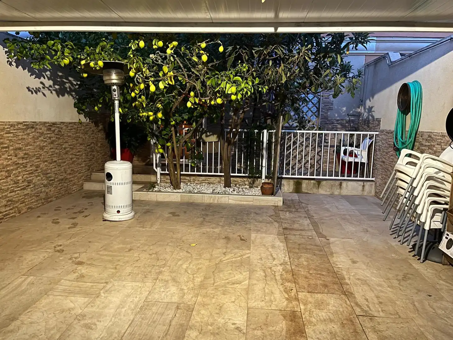 Terrassa de Casa adosada en venda en Almansa amb Calefacció, Jardí privat i Terrassa
