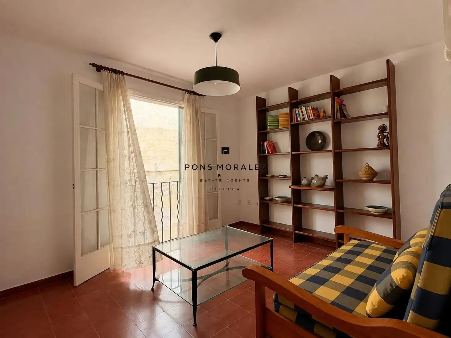 Sala d'estar de Casa o xalet en venda en Ciutadella de Menorca amb Terrassa, Balcó i Alarma