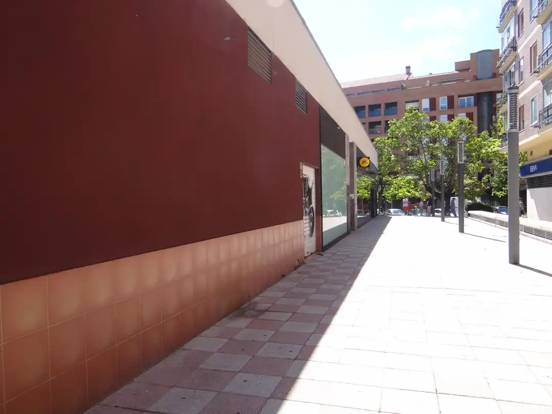 Garaje en venta en Plaza de los Sauces, Barañáin / Barañain