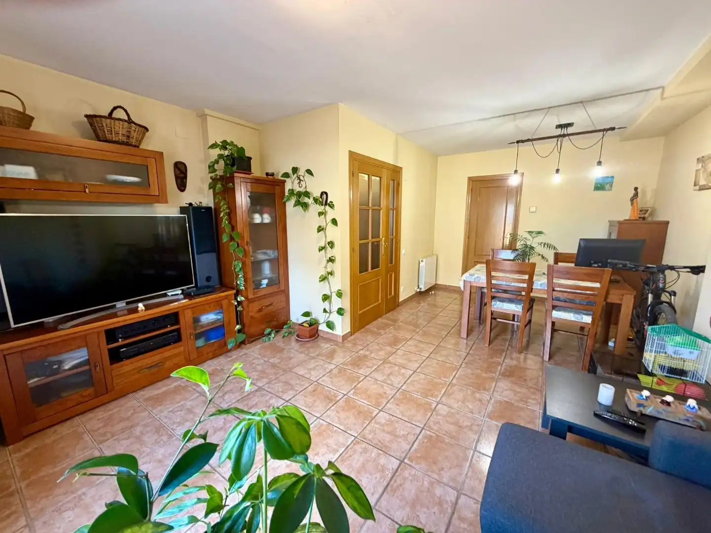 Sala de estar de Ático en venta en Castellet i la Gornal con Aire acondicionado, Calefacción y Terraza