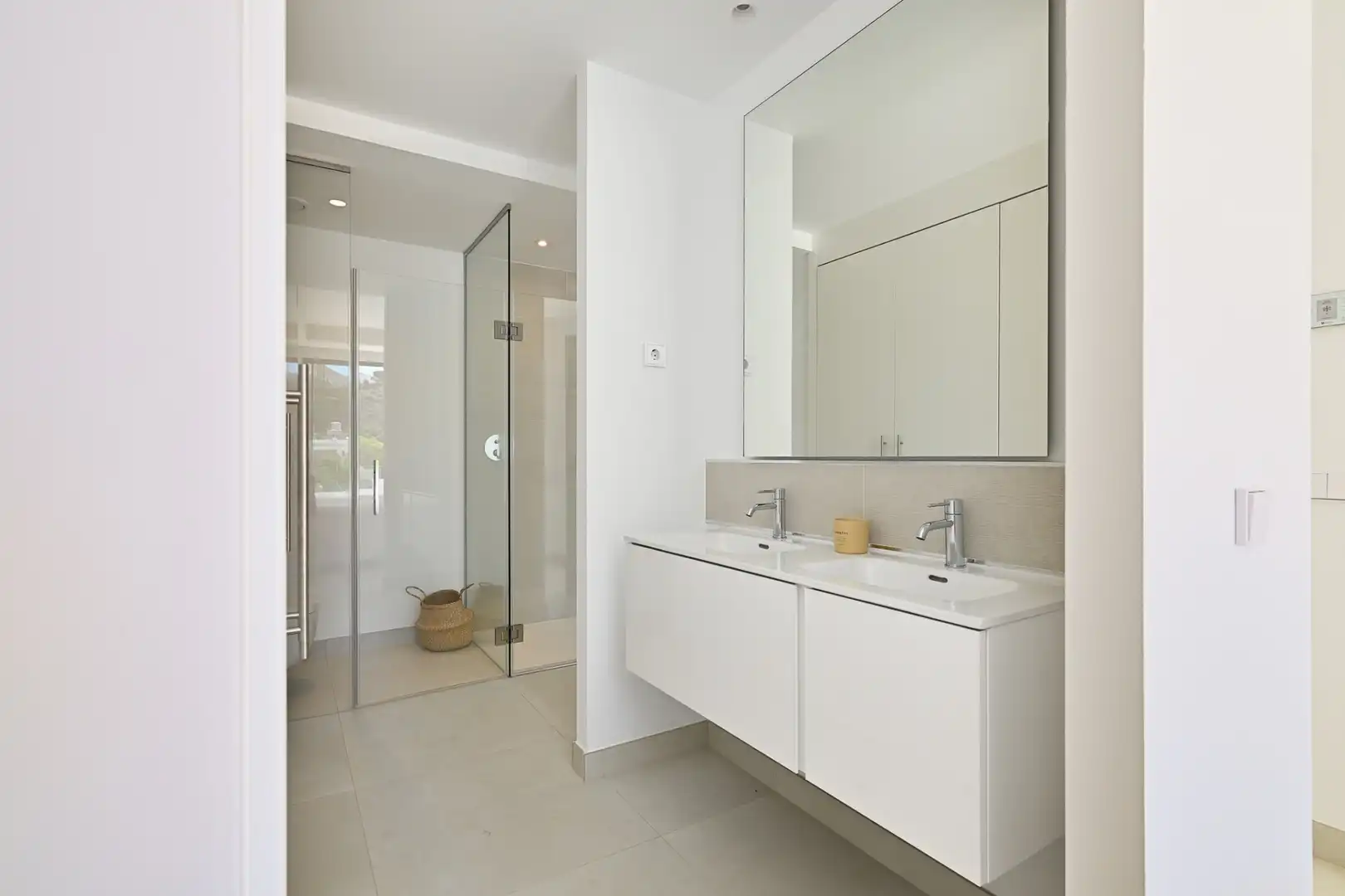 Bathroom of Houses for sale in Benalmádena  with Air Conditioner, Terrace and Storage room