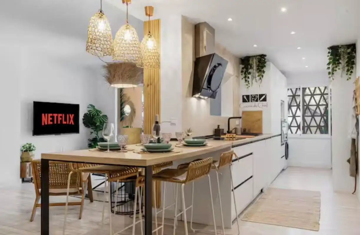 Kitchen of Ground floor for sale in Marbella  with Air Conditioner, Heating and Private garden
