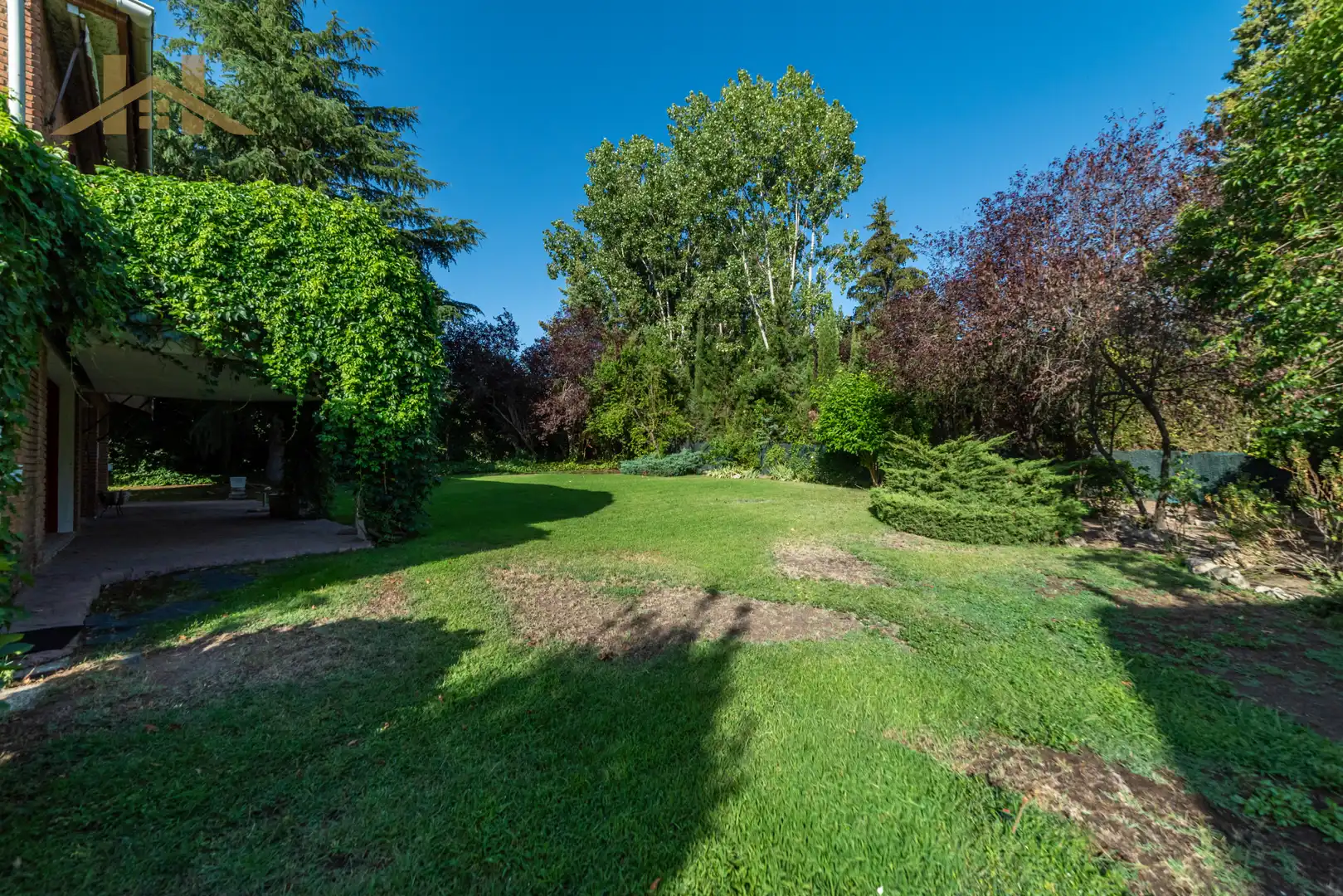 Jardí de Casa o xalet en venda en Majadahonda amb Calefacció, Parquet i Terrassa