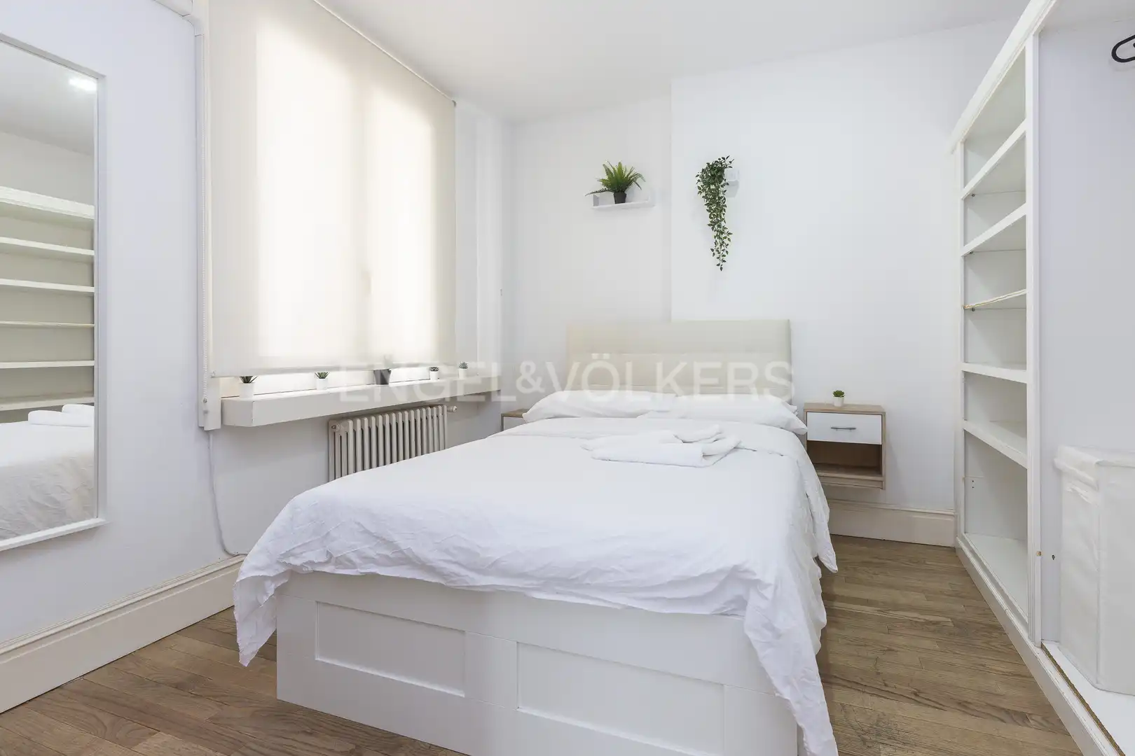Dormitori de Apartament en venda en Madrid amb Aire condicionat, Calefacció i Balcó