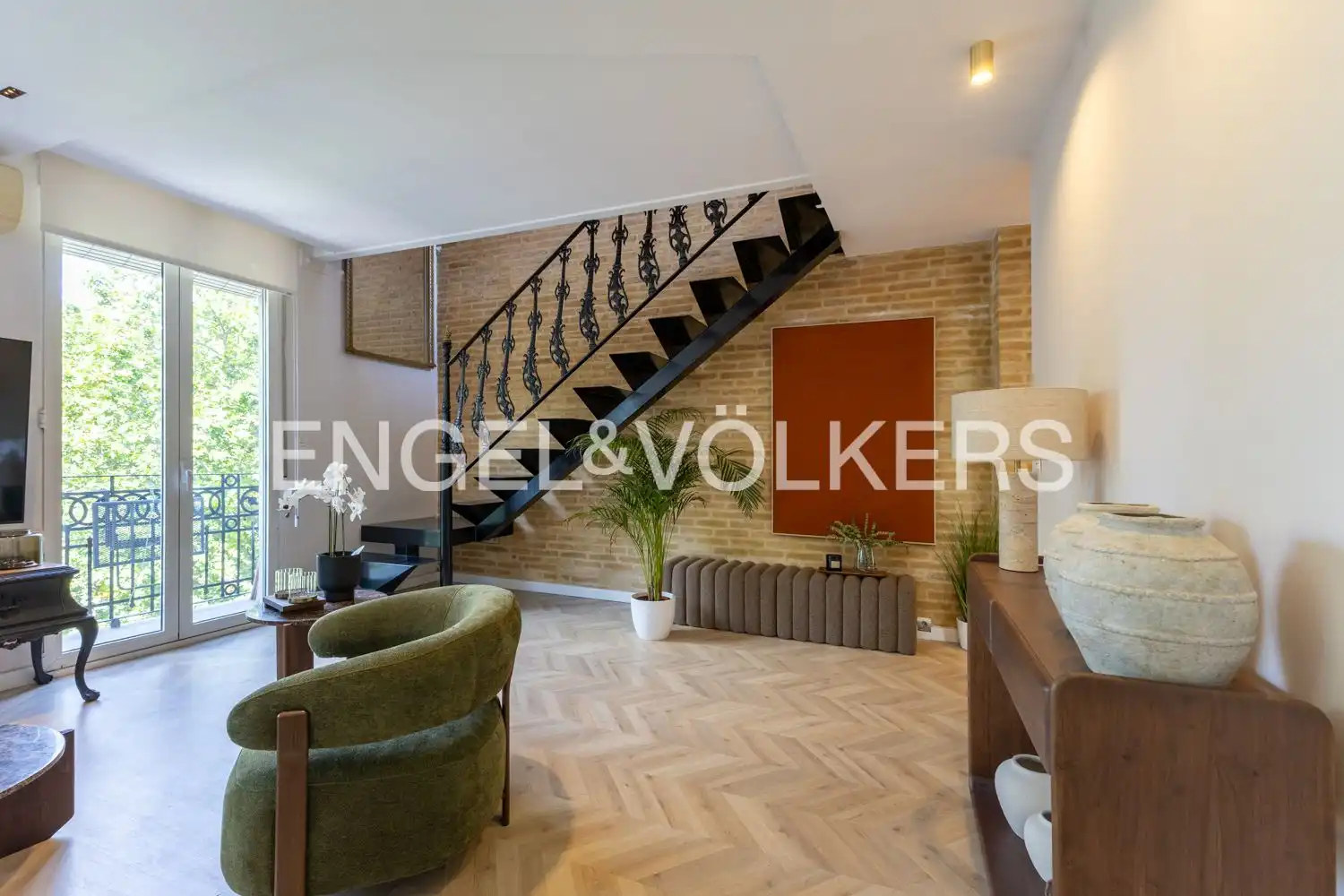 Attic for sale in Valencia  with Air Conditioner, Heating and Parquet flooring