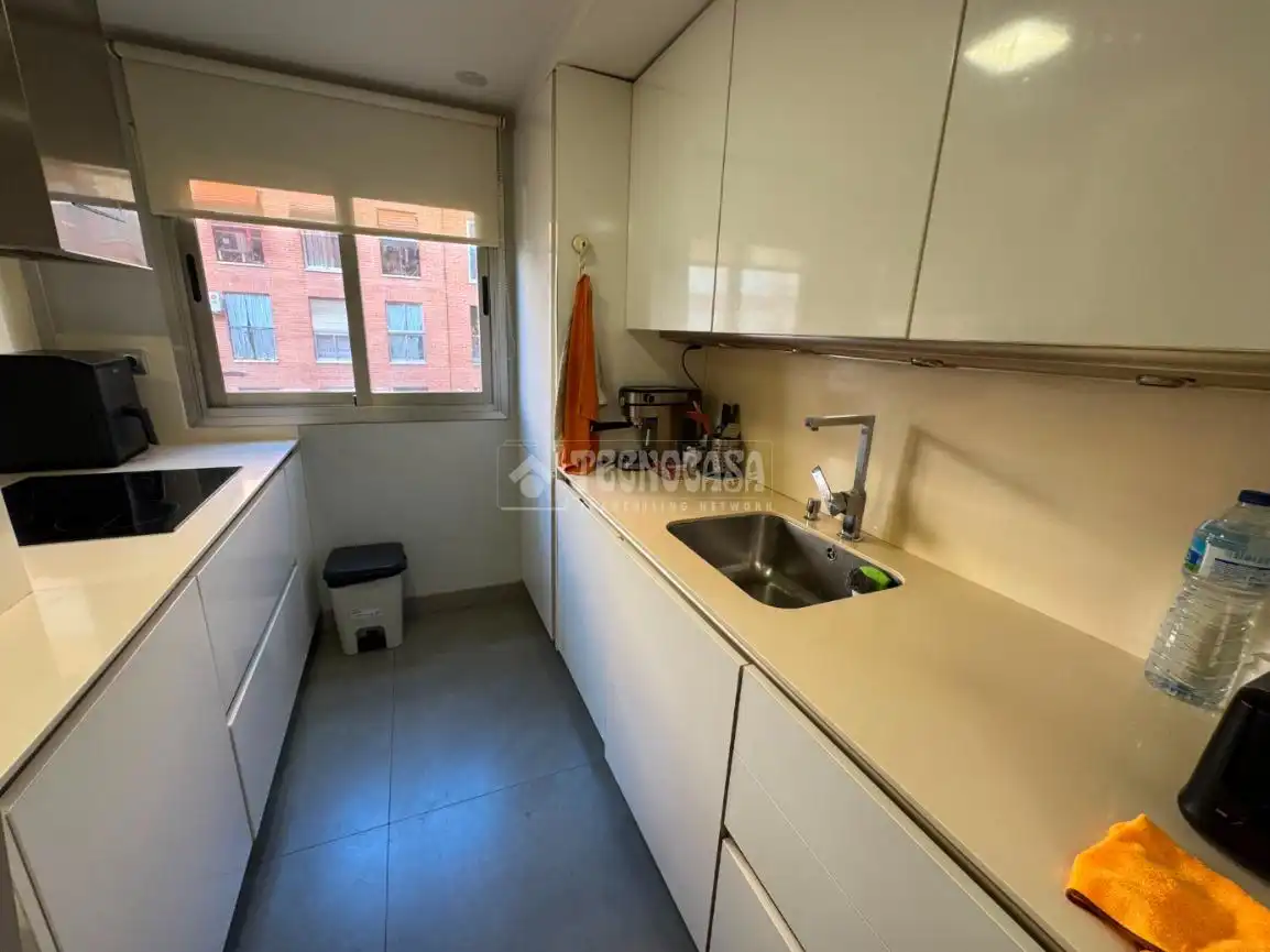 Cocina de Piso en venta en Valencia con Aire acondicionado, Trastero y Amueblado
