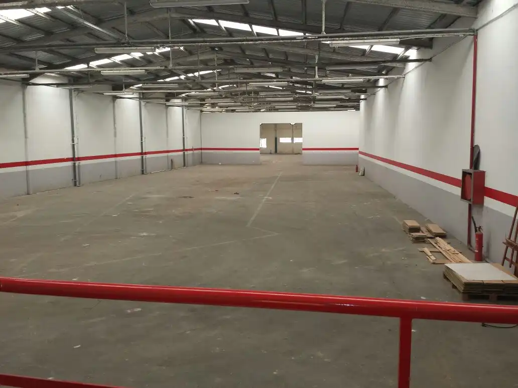 Industriegebäude zum Verkauf in Avinguda de la Vital 35