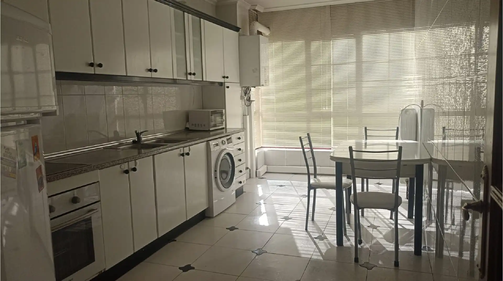 Kitchen of Flat for sale in La Bañeza , León