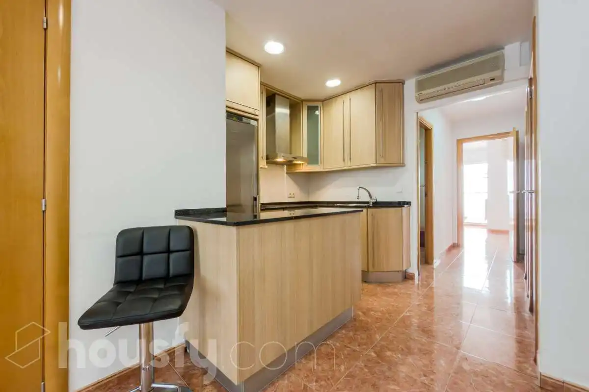 Kitchen of Houses for sale in Badalona  with Air Conditioner, Heating and Terrace