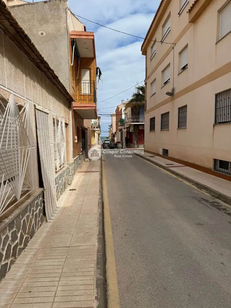 Vista exterior de Dúplex en venta en Los Alcázares con Aire acondicionado, Terraza y Amueblado