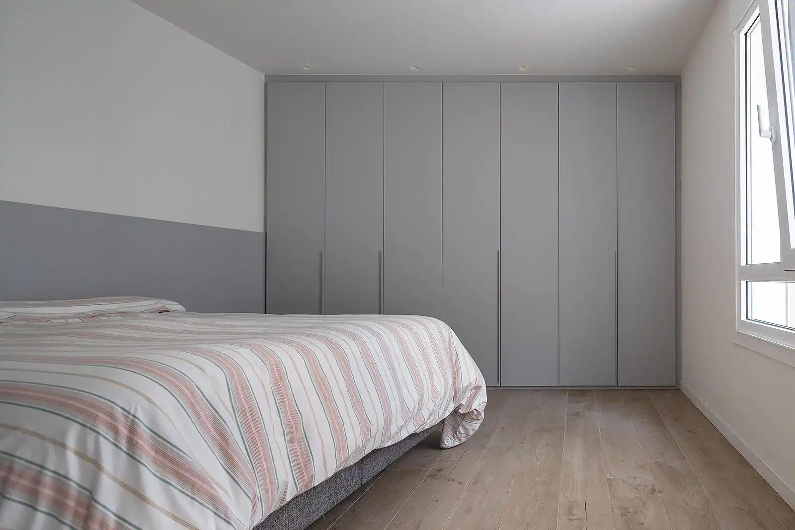 Dormitori de Pis en venda en A Coruña Capital  amb Calefacció, Parquet i Terrassa