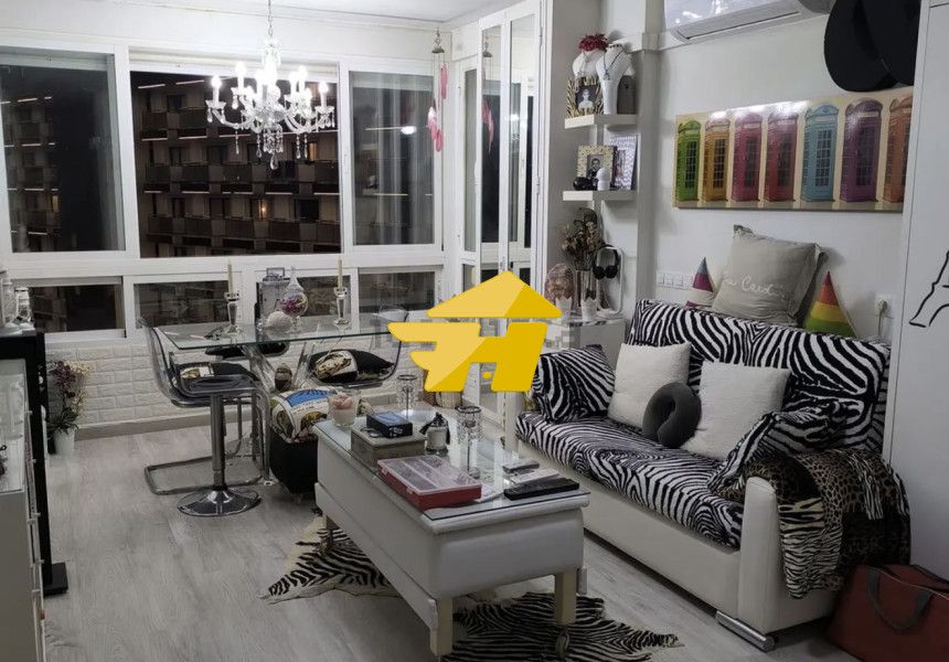 Living room of Flat for sale in Torremolinos  with Air Conditioner and Swimming Pool