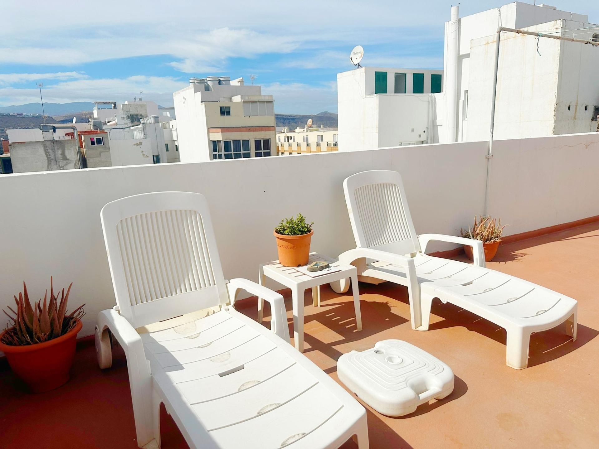 Terraza de Piso de alquiler en Las Palmas de Gran Canaria con Trastero