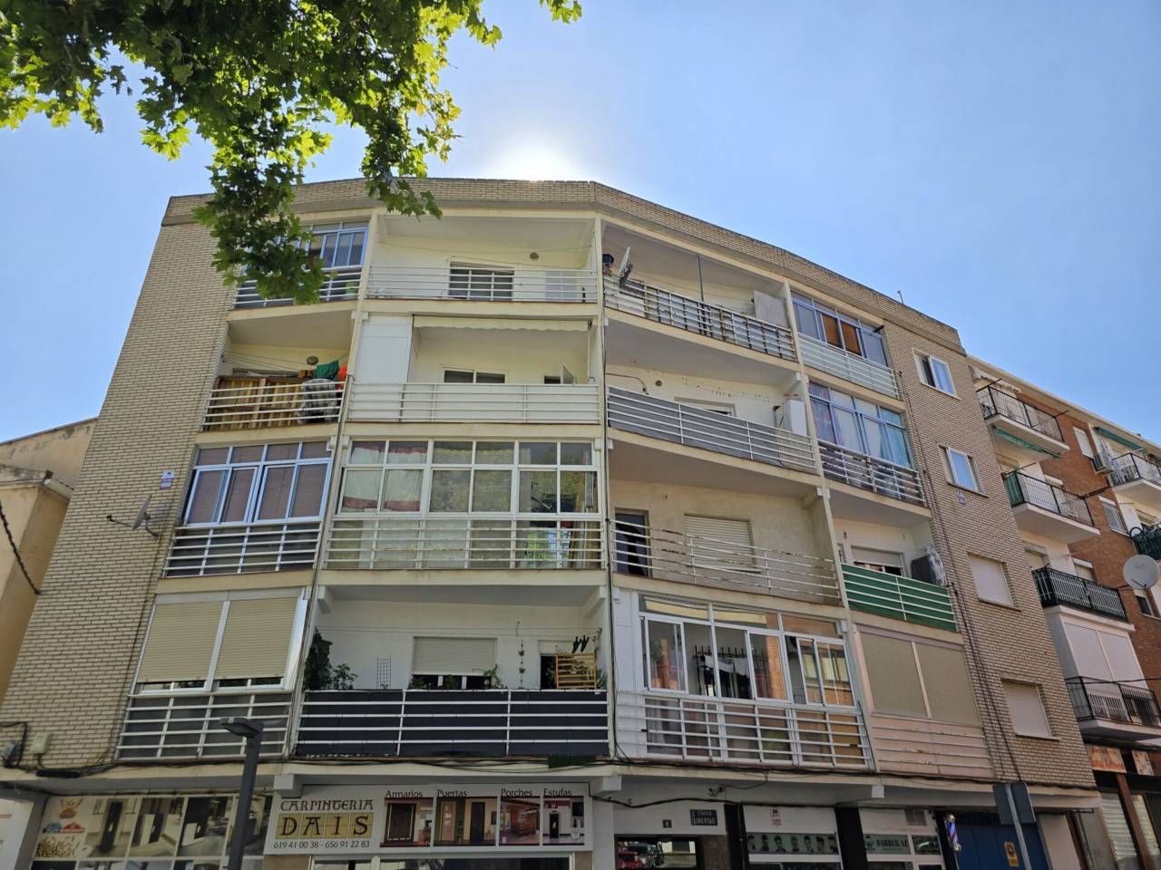 Exterior view of Flat for sale in Azuqueca de Henares  with Air Conditioner, Heating and Terrace