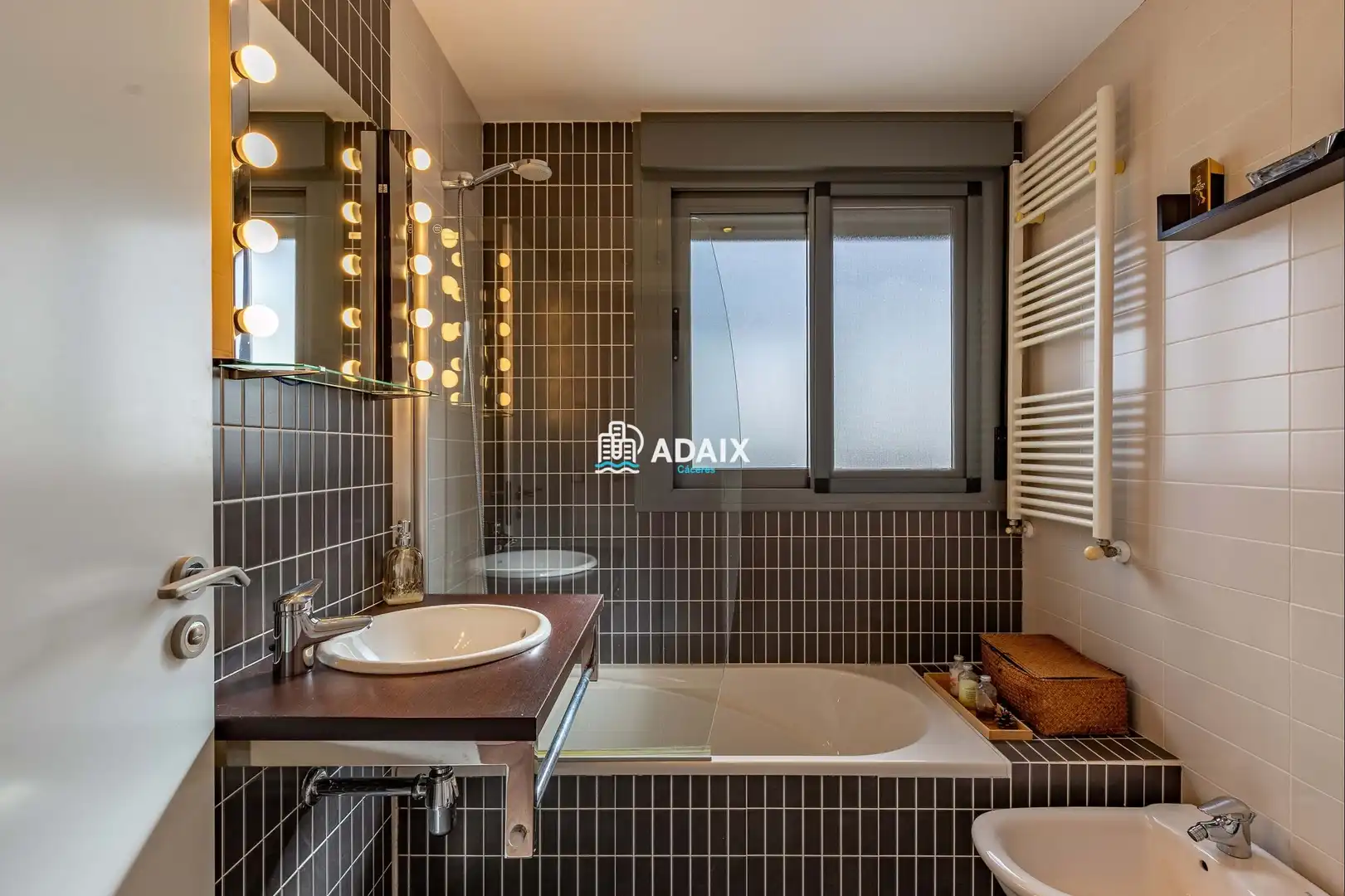 Badezimmer von Dachboden zum Verkauf in Cáceres mit Klimaanlage, Heizung und Terrasse