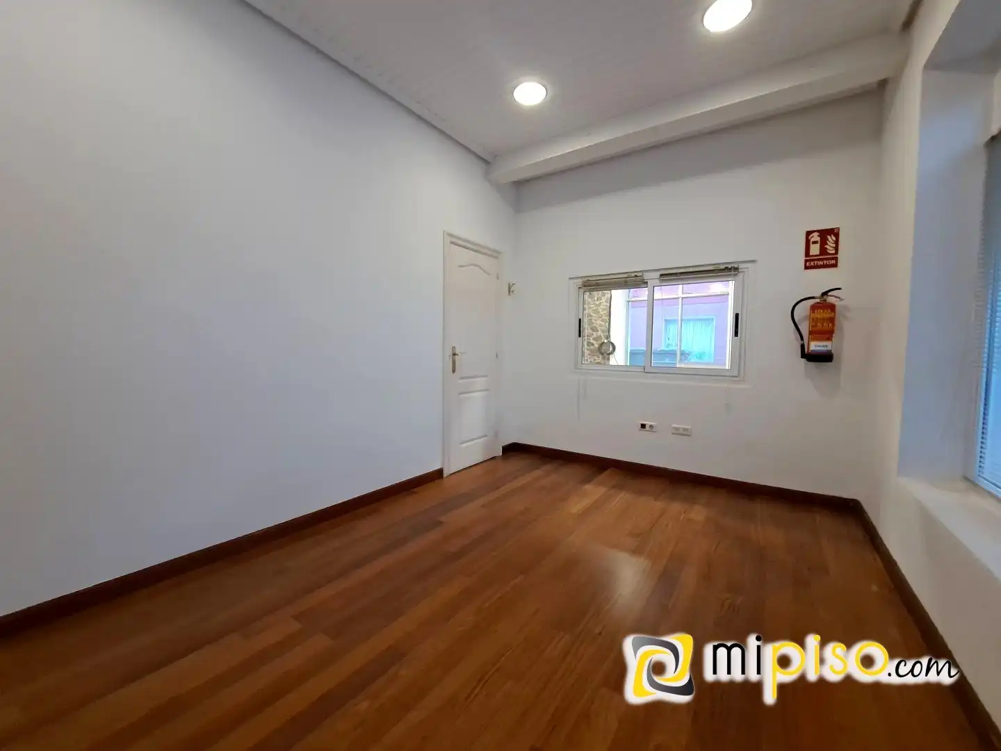Local comercial de lloguer a Santoña, imagen 7
