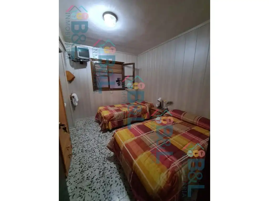 Habitación de Local en venta en Cortegana con Aire acondicionado y Amueblado