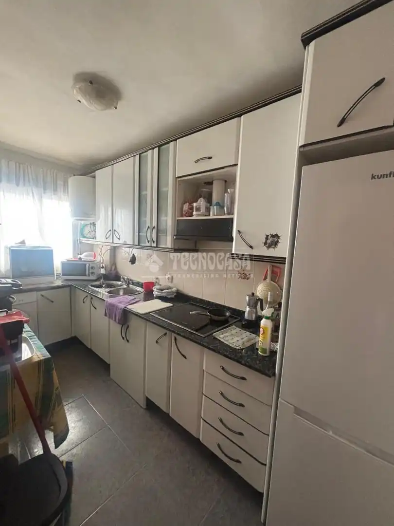 Küche von Wohnung zum Verkauf in Alcalá de Guadaira mit Balkon