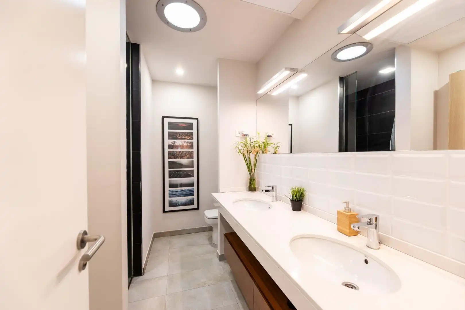Badezimmer von Einfamilien-Reihenhaus zum Verkauf in Torrelodones mit Heizung, Privatgarten und Gemeinschaftspool