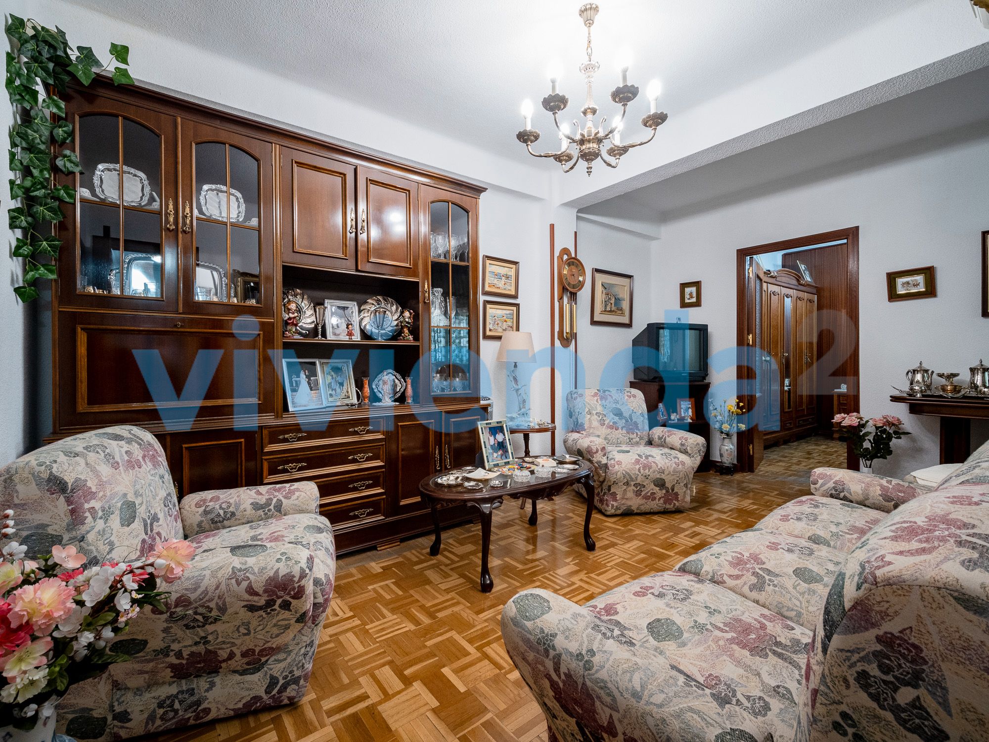 Sala d'estar de Pis en venda en  Madrid Capital amb Aire condicionat, Calefacció i Moblat