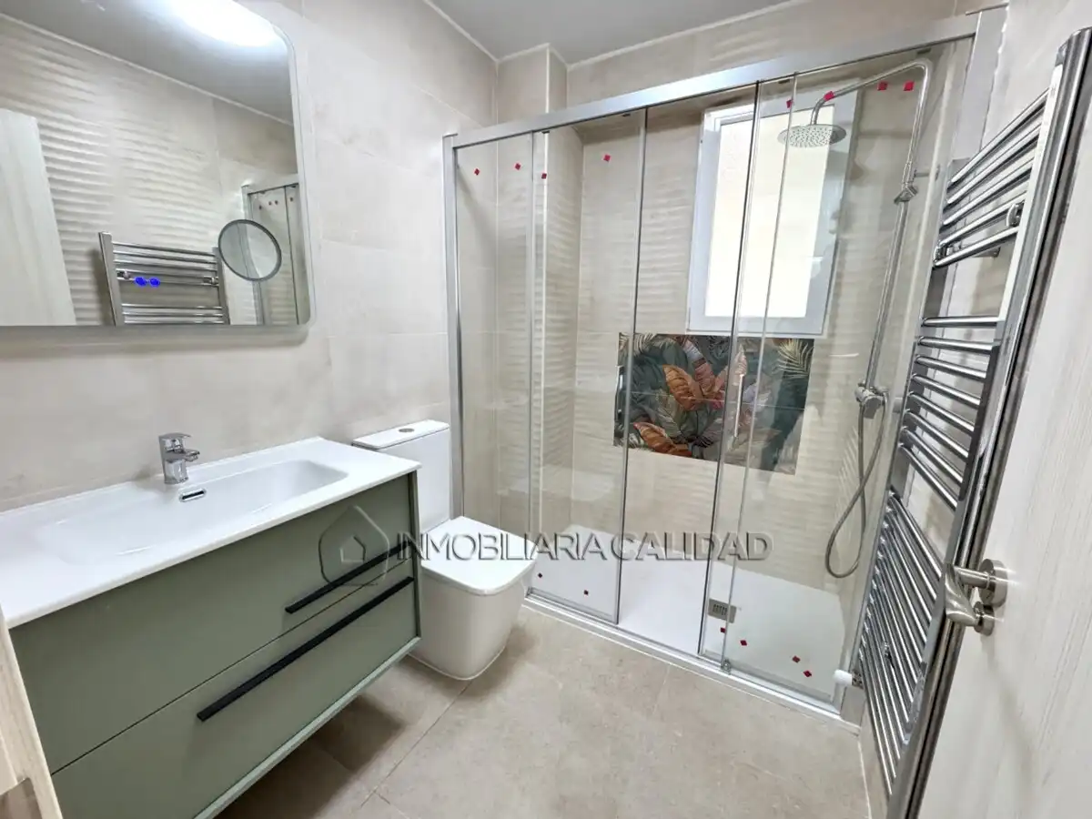 Baño de Piso en venta en Burgos con Calefacción
