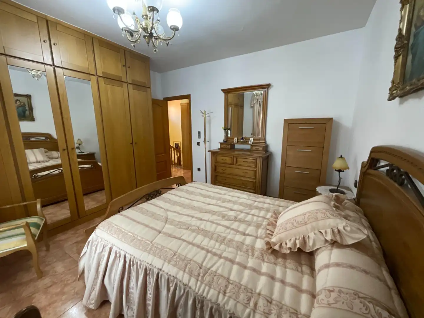 Schlafzimmer von Einfamilien-Reihenhaus zum Verkauf in Villaluenga de la Sagra mit Klimaanlage und Heizung