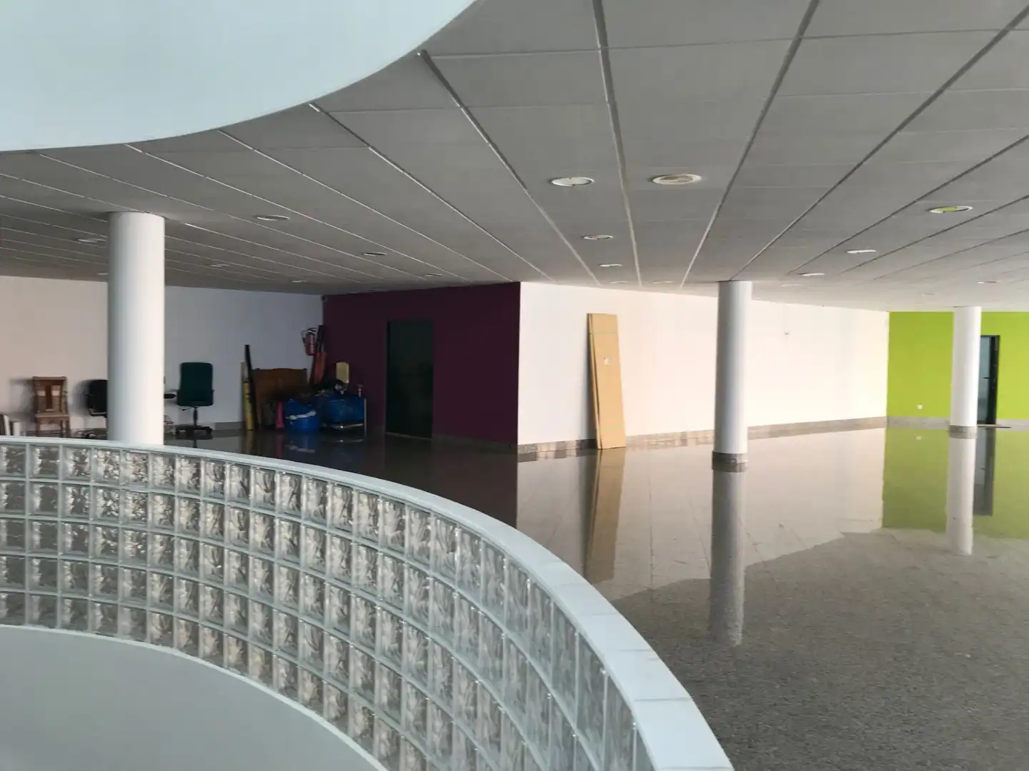 Büro zur Miete in Camargo mit Klimaanlage