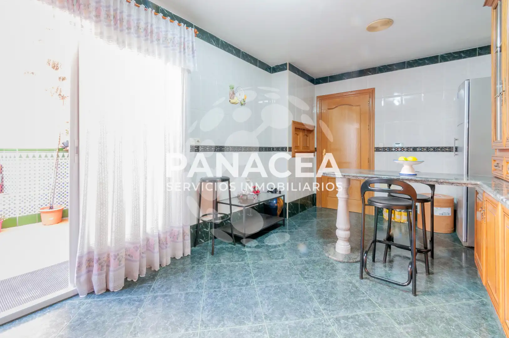 Kitchen of Houses for sale in Roquetas de Mar  with Air Conditioner, Terrace and Furnished