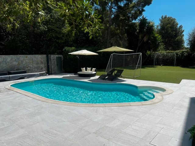 Piscina de Casa o chalet en venta en Castelldefels con Aire acondicionado, Jardín privado y Terraza