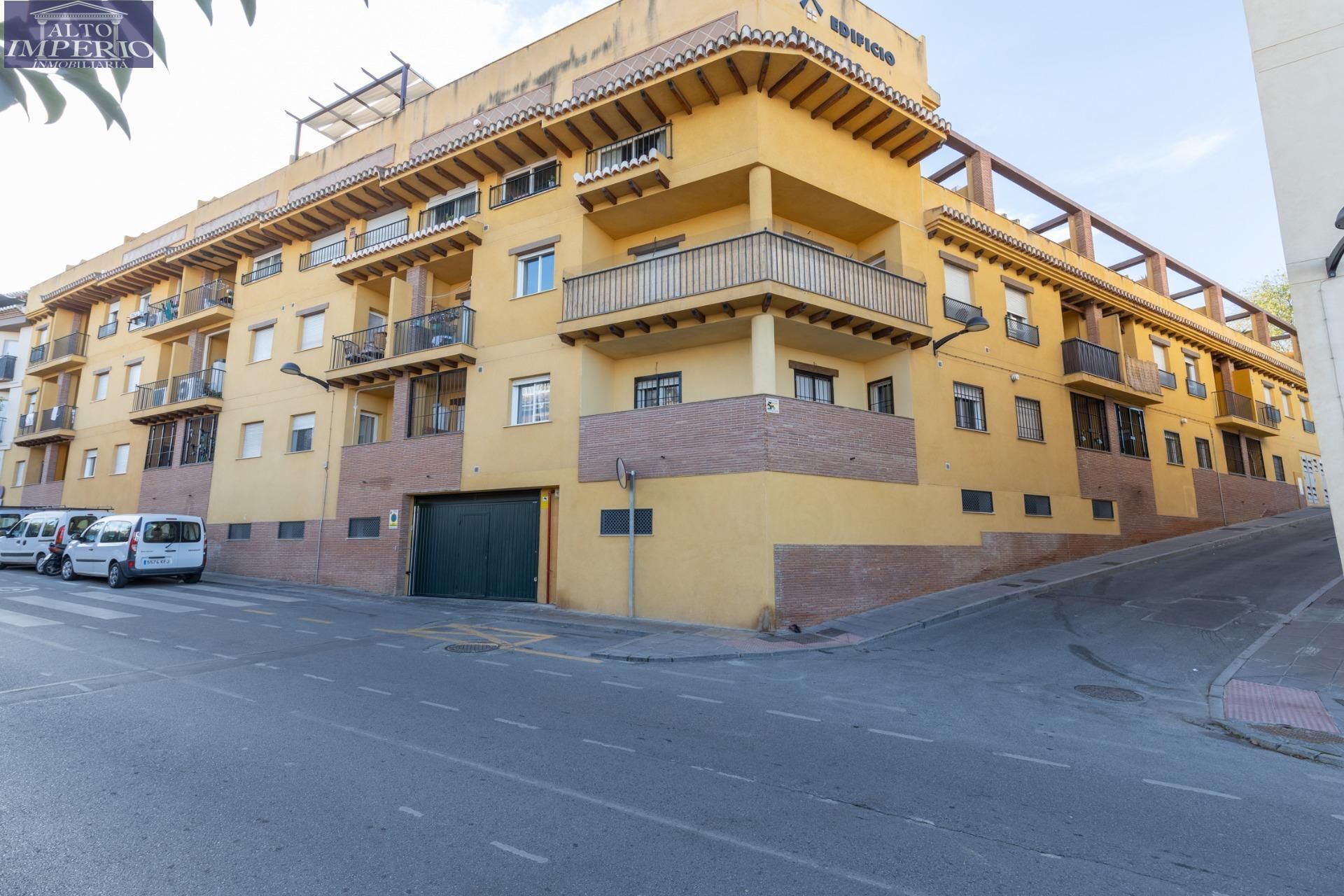 Exterior view of Flat for sale in La Zubia  with Air Conditioner, Terrace and Balcony