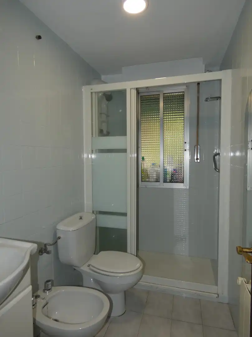 Badezimmer von Wohnung zum Verkauf in Coslada mit Heizung