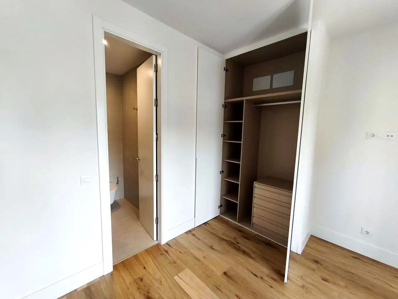 Bedroom of Flat for rent in Barrio de Salamanca