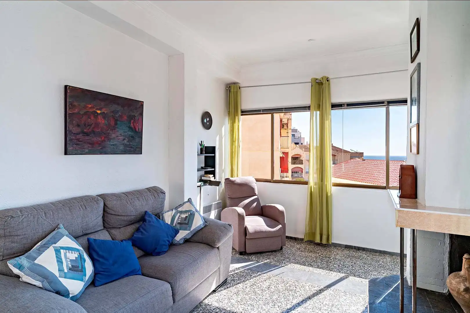 Sala d'estar de Casa adosada en venda en Roquetas de Mar amb Jardí privat, Terrassa i Traster