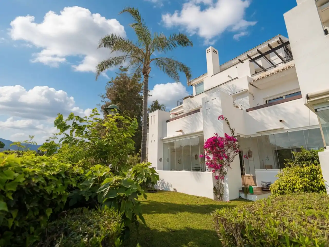 Jardín de Planta baja en venta en Marbella con Aire acondicionado, Calefacción y Jardín privado
