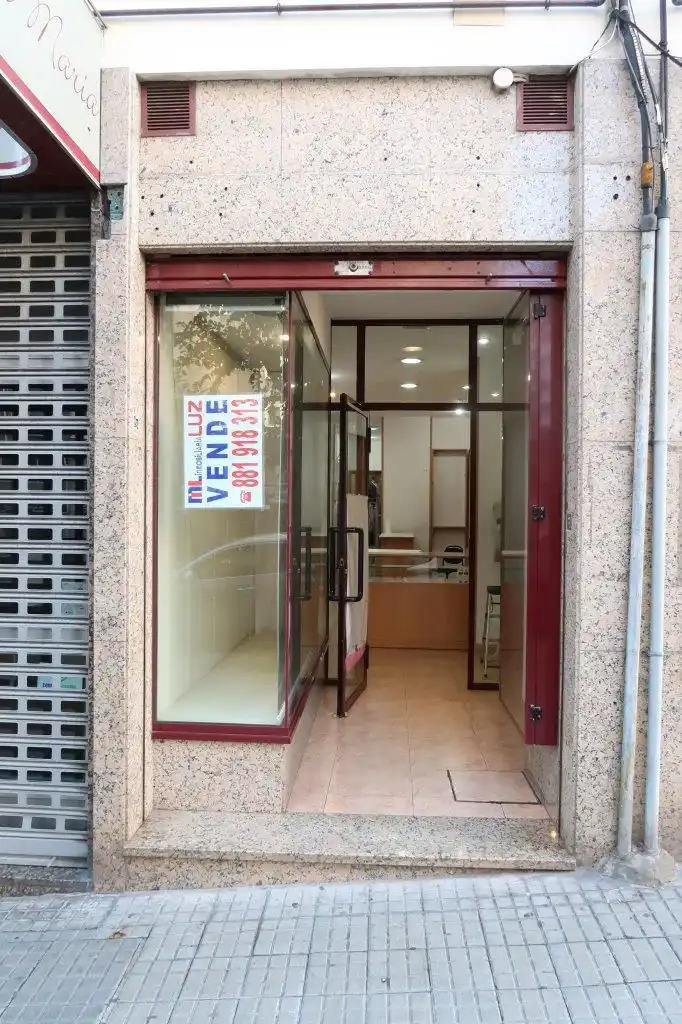 Local comercial en venda a Villa Negreira, imagen 4